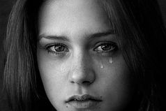 Если мне действительно дорог человек,  то сколько бы боли он мне не причинил, я его прощу. И в этом мой минус.