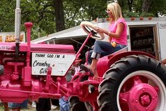 Если у машины с буквой «У» включились дворники, значит сейчас, она будет поворачивать