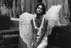 Господи, а можно мне ангела-хранителя не с крыльями, а с дубиной?  Чтобы в нужный момент хрясь, я сразу поняла свою ошибку и успела поступить по-другому