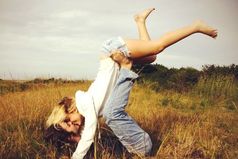 Брак держится на терпении. Причем каждый супруг уверен, что терпит именно он.