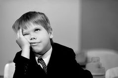 На собрании родителей первоклассников, папу Вовы Сидорова спросили кем он работает и что может сделать для школы. Папа ответил — прокурором. Оказалось, что школа, вообще ни в чем не нуждается!