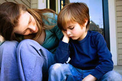 - Мама, почему дети во дворе дразнят меня 