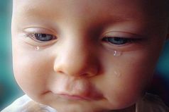 Мы ругаем детей за не убранные игрушки, за сломанный телефон итд,  но когда они болеют, сильно болеют думаешь раскидай, сломай,  только не болей смейся, балуйся только будь здоров!