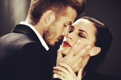 Настоящая женщина из любого павлина может сделать орла, а из орла - котёнка.