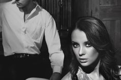 Умная жена, когда хочет платье, сначала просит у мужа денег на шубу. Во-первых, вдруг даст? А во-вторых, если не даст на шубу, уж на платье-то ему будет неловко отказать!