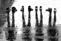 Человек на 80% состоит из воды. Если у человека нет мечты или цели в жизни, то он всего лишь вертикальная лужа.