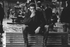 Это так страшно - разочаровываться в людях, за которых готов был отдать все.