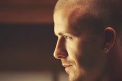 Сейчас наступает тот возраст, когда настоящих друзей становится все меньше.