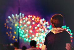 Третий пакет санкций против России, запретит ввоз иномарок в Россию. На Автовазе вечером салют!!!