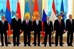 Все президенты говорят - мы, будем жить лучше!  Но ни один не сказал - вы будете жить лучше!