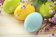 Судя по ценам на яйца, они все теперь исключительно от Фаберже