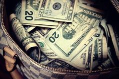 Эх зарплата, ты заплатка — до чего ж ты хороша. На мечты всегда хватает, а в реале ни шиша