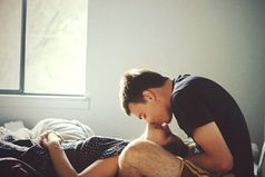 Жизнь и время -два учителя. Жизнь учит нас правильно распоряжаться временем, время учит нас ценить жизнь.