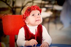 Дорогой Дедушка Мороз! Пришли, пожалуйста, одежду всем девушкам из папиного компьютера.  