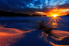 Если все идёт не так, Словом — наперекосяк.  Бросьте все потуги ваши. Божьи планы — лучше наших!