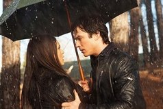 Расстояние ничего не портит. Разница в возрасте ничего не портит. Мнение родителей ничего не портит. Даже ядерное оружие ничего не портит. Всё портят люди. Сами.