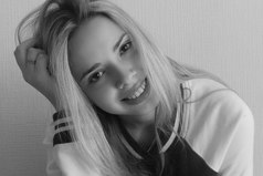 Спасибо тем, кто видел меня в любых состояниях. Грубой, матершиной, некрасивой, заплаканной, депрессивной, весёлой, доброй, милой. Спасибо, что после всего вы рядом.