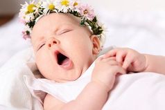 Только в детстве можно быть лысой, беззубой и при этом оставаться красавицей!!!