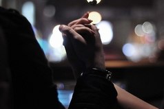 Это большая удача в жизни, найти человека, на которого приятно смотреть, интересно слушать, искренне смеяться и с нетерпением ждать встречи.