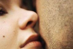 Запах любимого мужчины — это тот аромат, который женщина готова вдыхать как аромат цветов...