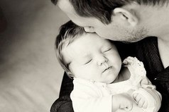 Я мечтаю проснуться однажды в обществе двух мужчин, один назовет меня любимой, а другой мамочкой!