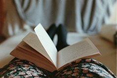 Многое можно узнать о человеке по его любимым книгам.