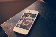 Я могу спокойно отключить телефон на неделю и этого никто не заметит.  Кроме мамы.