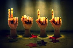 Ты никогда не сможешь оправдать чужие ожидания. Другие всегда будут недовольны чем-то, потому что их причина внутри них, а не внутри тебя.