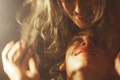 Если ты дорога человеку, то он будет тебя любить и без каблуков, и без макияжа,лишь только за то что ты существуешь.