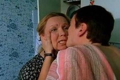 Любовь матери - это единственная любовь, от которой нельзя ждать измены...