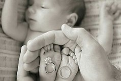 История счастливой семьи в одной фотографии.