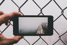 Человек сам строит вокруг себя жесткий забор из этих самых «нельзя», «не могу», «не положено». А потом выглядывает из-за этого забора и завидует тем, кто живет на свободе.