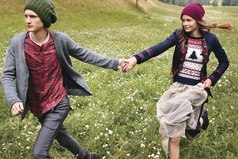 Кто-то в твою жизнь придёт, кто-то уйдёт. Не беги по следам. Кто захочет, тот уйдёт. Останется только тот, кто действительно должен быть рядом.