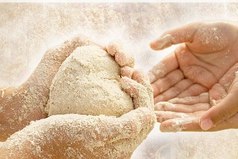 Достаточно крохотного зернышка надежды, чтобы засеять целое поле счастья...