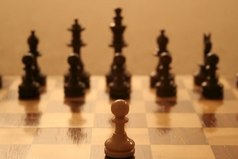 И пусть целый мир ополчится против меня. Это мое мнение, мое решение, моя цель.