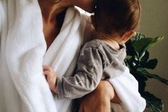 Родительский дом — это маленький рай: там хорошо спится и пахнет вкусняшками. Это самый самый лучший уголок на всей земле... Там МАМА!