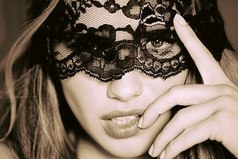 Хотите сделать мне больно? Не получится. Даже не пробуйте. Поберегите свои нервы. У меня давно выработался иммунитет к дуракам, идиотам и сплетникам.