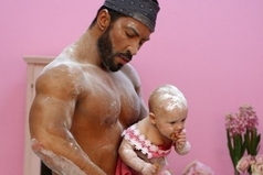 Если говорят, что место женщины на кухне... то я хочу, чтобы она была вот такая!