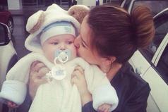 У нас счастливая семья. Папа - работает. Мама - красивая. А если выспится, то еще и добрая.