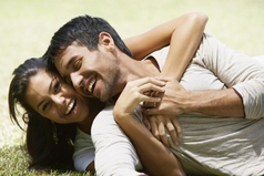 Женщине приятно иметь власть над мужчиной, но ее всегда влечёт к тому, кто имеет власть над ней.