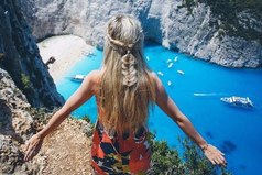 Чтобы жить счастливо — живи тайно.