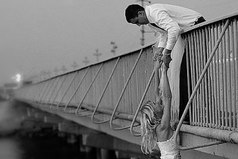 Доверие, вот что важно в отношениях.