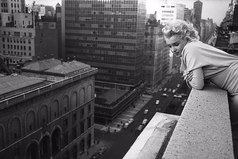 Не стоит бояться монстров под кроватью. Самые страшные монстры обычно говорят 