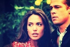 Чем больше она трепала ему нервы, тем сильнее он ее любил, и понимал, что таких как она не существует и именно поэтому ее нельзя отпускать никогда.