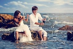 Не бойтесь умных женщин. Когда приходит любовь, мозг у них отключается.