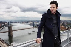 Все дело в личной самооценке. Если ты думаешь о себе не высоко, ничего не добьешься. Идеи рождаются когда ты веришь в себя.