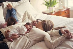 Не страшно поздно жениться и принять любимую девушку с ребенком, страшно жениться слишком рано и бросить уже своего ребенка...