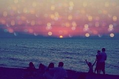 Не обращайте внимания на идиотов. Не спорьте с ними. Просто игнорируйте их. Это люди, которые любят портить праздники у других, потому что своих они не имеют.