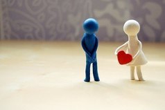 Не нужно растрачивать себя на кого попало. Лучше копите в себе любовь, заботу и нежность, чтобы в нужный момент подарить это нужному человеку.