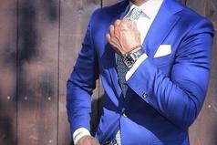 Хороший костюм и добрые манеры никогда не выйдут из моды.